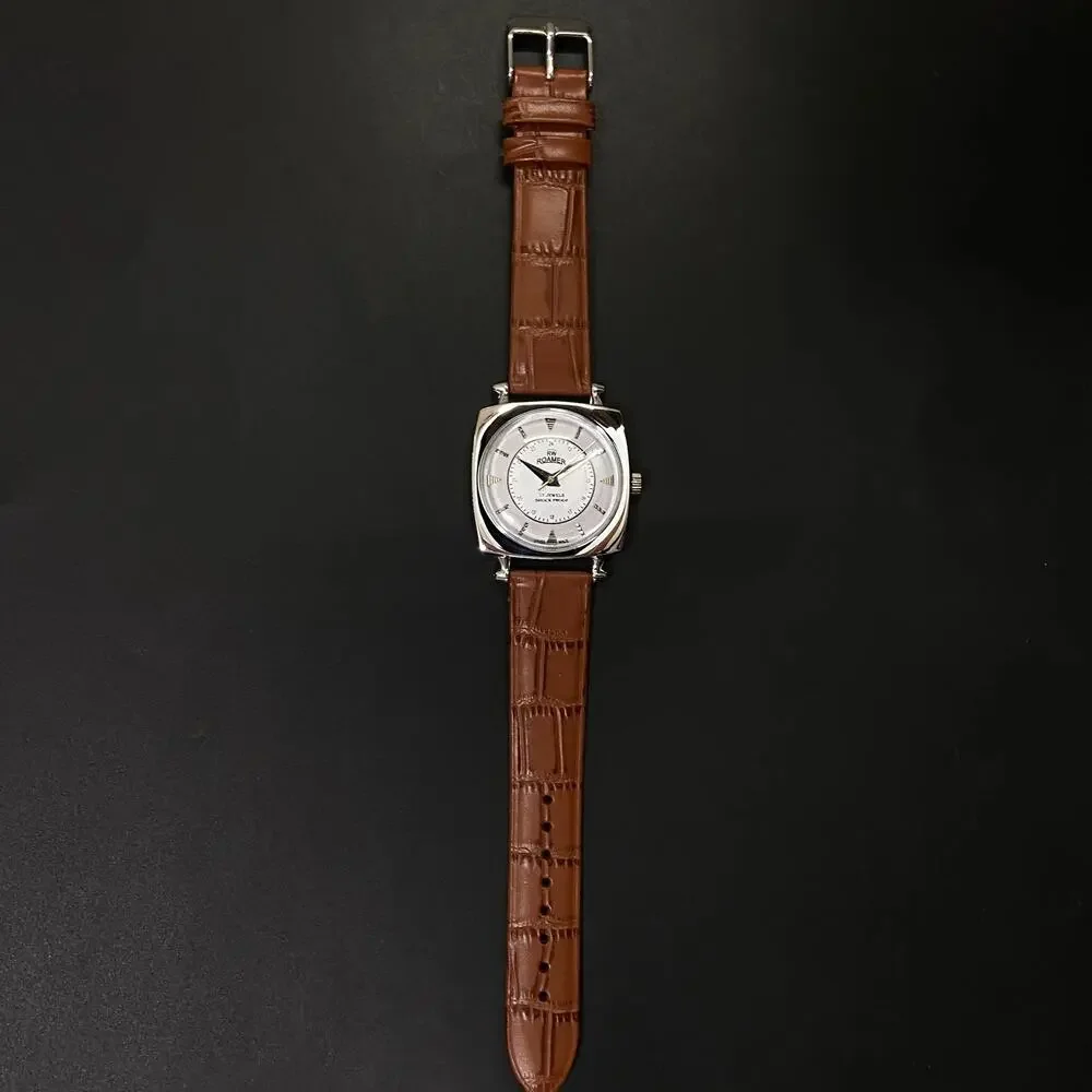 Vintage 1980 Roamer Manual Mens Silver Watch W/Leather Strap & Gray accents